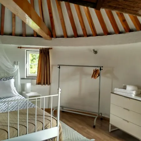 Moinho De Santa Barbara Farm stay *
