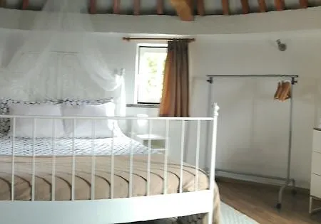 Farm stay Moinho De Santa Barbara Ereira (Lisbon)